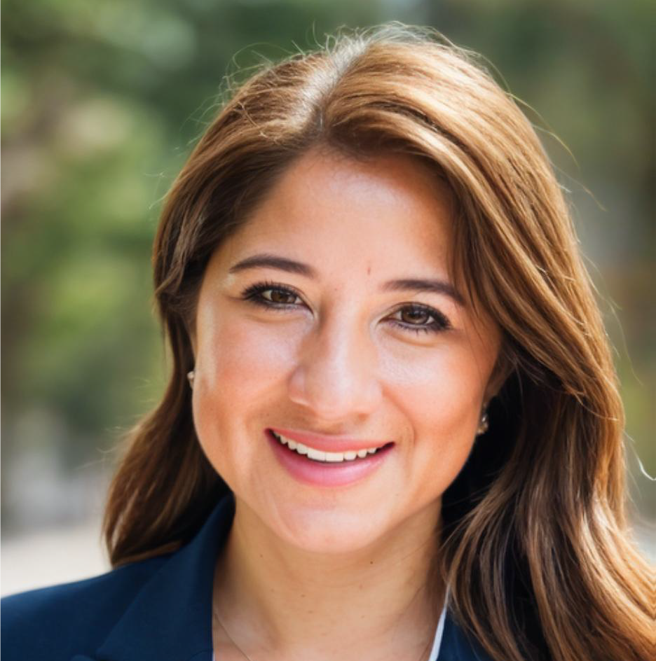 Claudia Molina