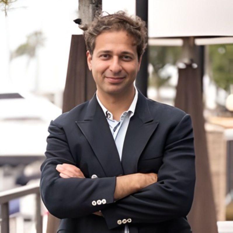 Amir Vahid
